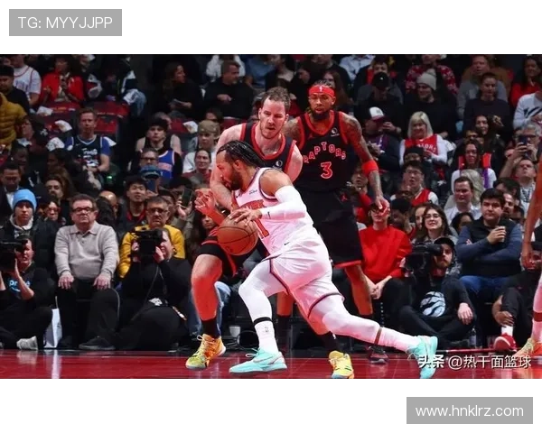 巴恩斯盛赞莺歌吸引防守注意力期待他找到节奏后无人能挡